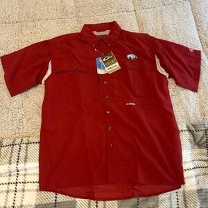 Arkansas Razorback Drake Red Vented Short Sleeve Button Up Shirt Men’s S New
